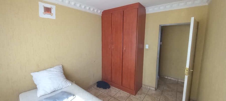 5 Bedroom Property for Sale in Zamdela Free State